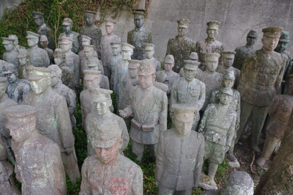 軍人像」第二次上海事変で奮戦した歩兵第六聯隊（愛知南知多・中之院）